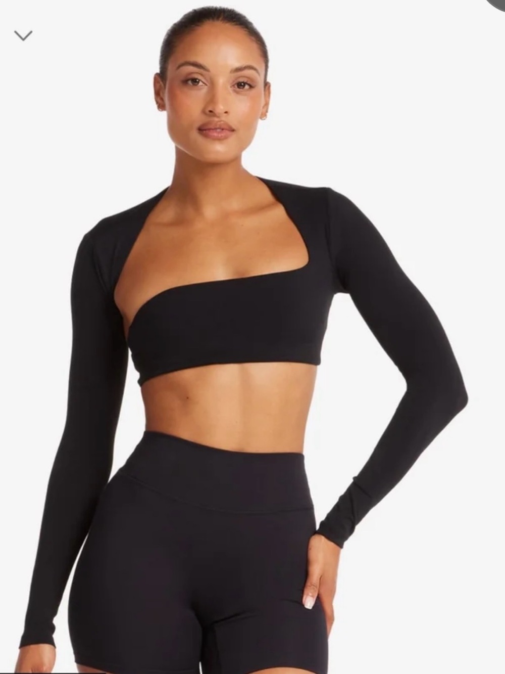 CSB x Iluvsarahii black long sleeve crop top  Size M